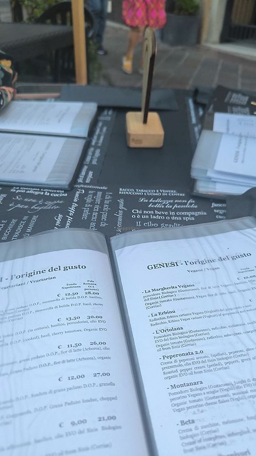 Vegan and vegetarian menu  at Genesi in Oristano