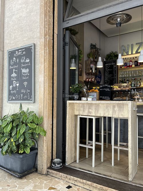 Entrance  at Nizza Cafè in Verona