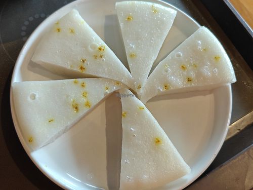 Osmanthus cake at Tao Guang Cha An - 韜光茶庵 in Hangzhou