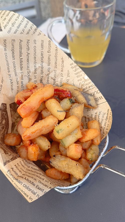  at El Pirata in La Linea De La Concepcion