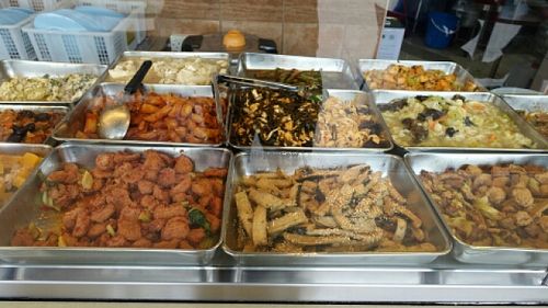 buffet spread at Eight Immortals Vegetarian 八仙素食园 - Pasir Panjang in West Singapore