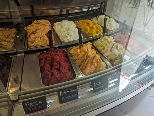 Vegan fruit flavors at Gelateria Santa Maria Novella in Florence