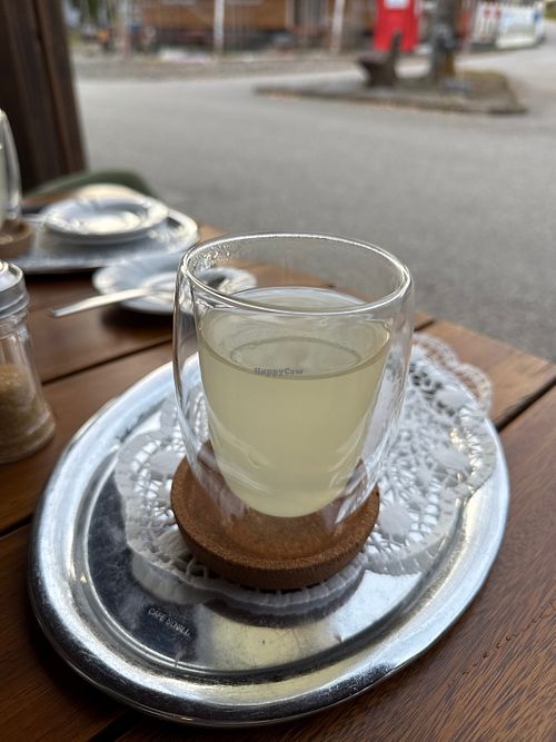 Ingwer Limetten Tee  at Zucker Zwerg  in Oy-mittelberg