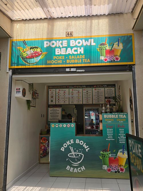  at POKE BOWL BEACH in Agde