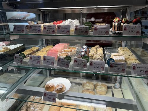 Vegan sweets clearly marked   at Pagaripoisid in Tallinn