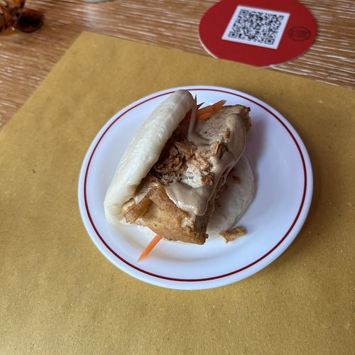 Bao al tofu  at Baoneki in Bologna