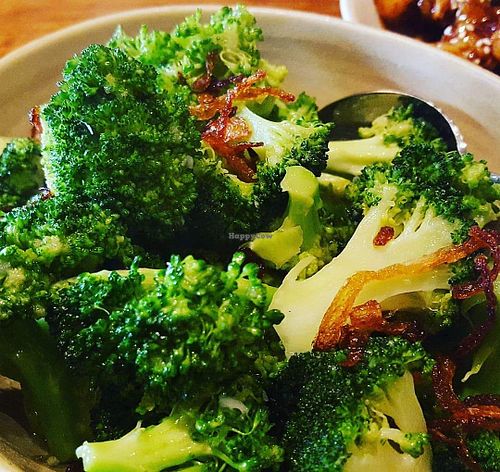 Broccoli and sauteed onion at Burma Superstar in San Francisco