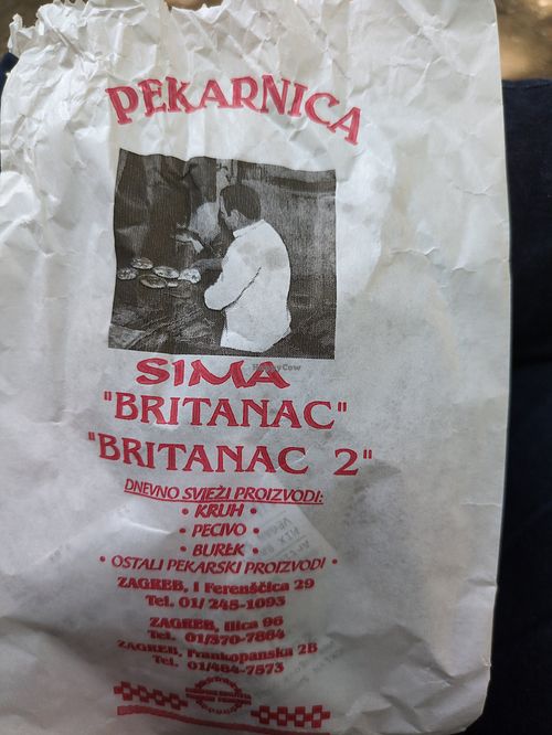 Paper bags for reference at Pekarnica Britanac in Zagreb