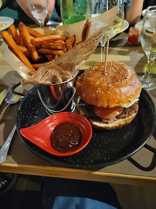 Vegan burger with sweet potato fries at Restoran DP in Karlovac