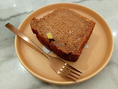 Banana bread at Bølge Café in Bilbao