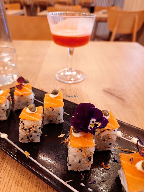  at Bloom Sushi in Lyon