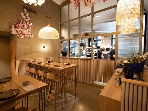  at Bloom Sushi in Lyon