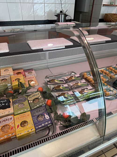 Veganes Kebab und Tempeh  at Willich Vegan in Willich