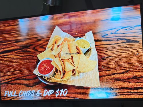 Chips and dips - 3 vegan salsas at Transparent Brewing Company in Grandview