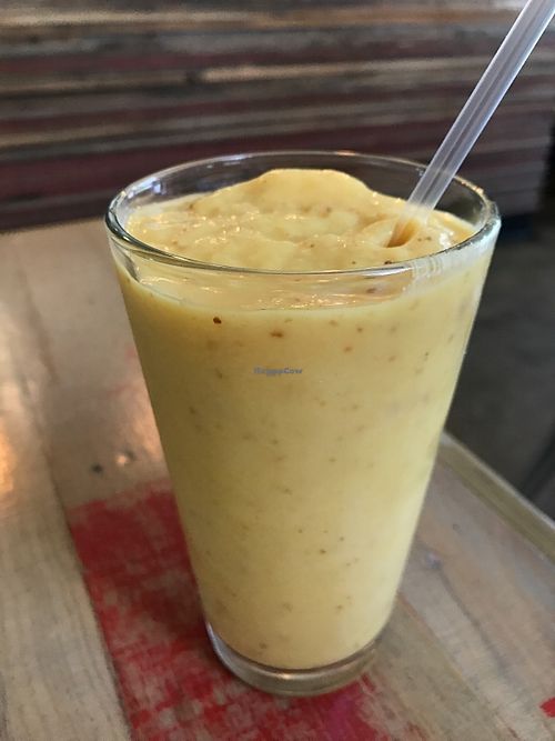 Tropical Smoothie at Seedz Cafe in St Louis