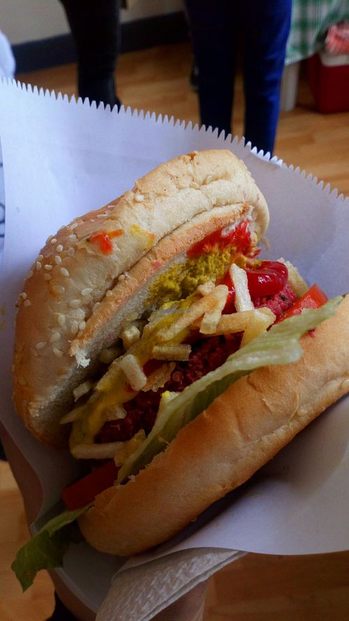 Hamburguesa at Coma i Punto in Lima