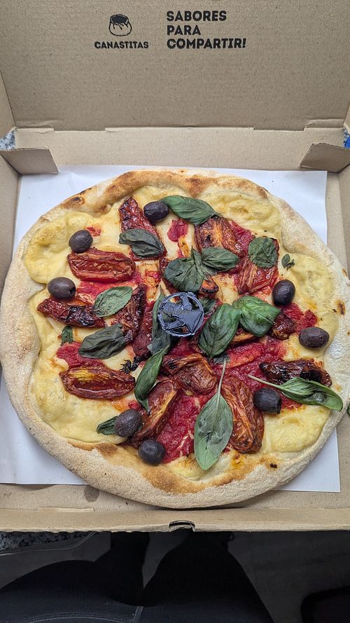 Capresse Vegana (la noche de las pizzas ❤️) at Sale e Pepe in Buenos Aires