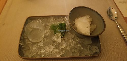 Lime ice cream  at Em Carne Viva in Porto