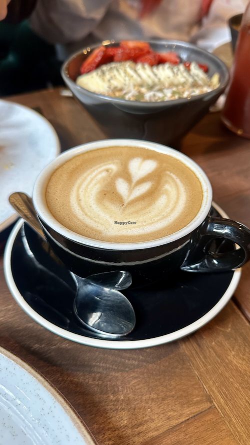 Café con leche de avena   at Puelo Café in Santiago