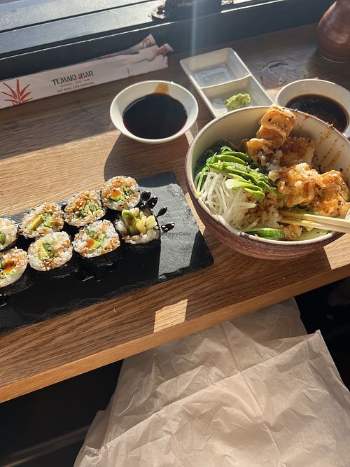 Lilith roll on left and vegan tofu poke bowl (swapped tuna for tofu)  at Temaki Bar in Encinitas