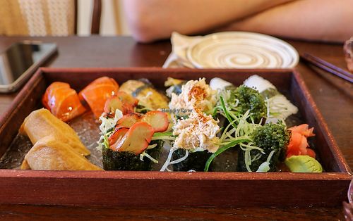 sushi platter for 2 at Zhi Su - 旨素 in Beijing