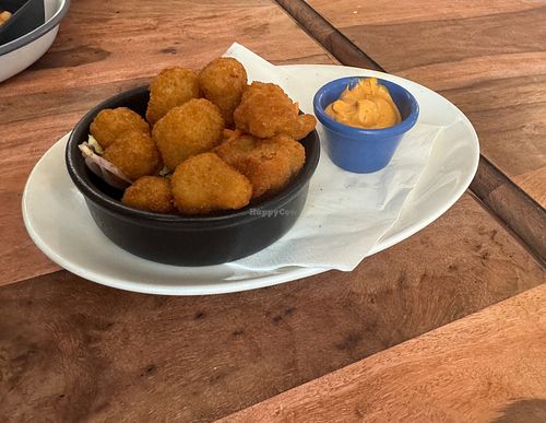 cauliflower wings at The Lion Hotel  in Pontypool