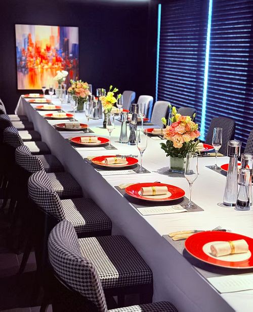 Restaurant interior at Original 极 in Hangzhou