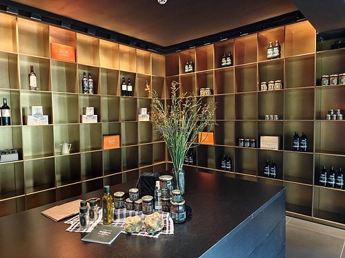 Interior decor at Original 极 in Hangzhou