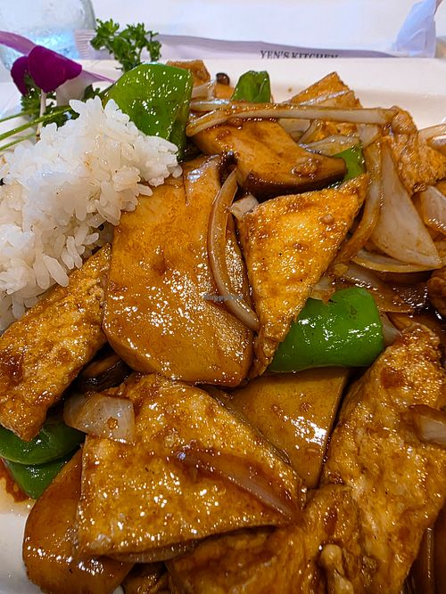 Home Style Tofu at Yen's Kitchen & Sushi Bar in Ashburn