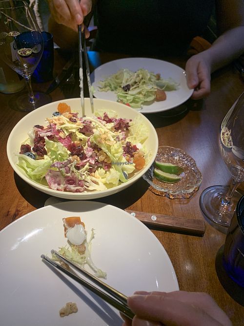 Gemischter salat mit Früchten   at The Blue Pear  in Chengdu