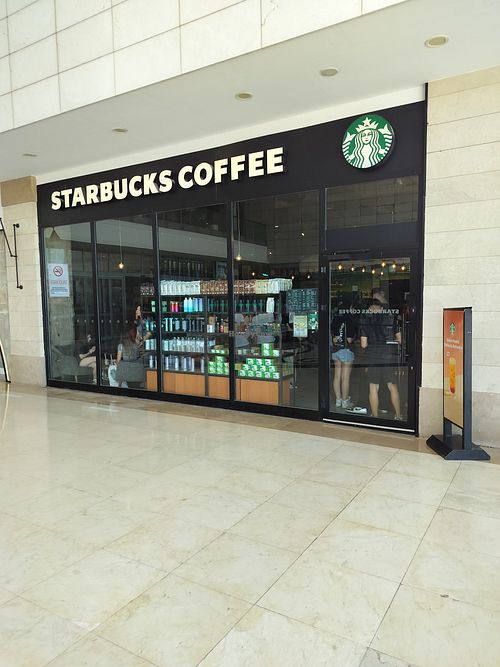 @ the shoppingmall at Starbucks in Antalya