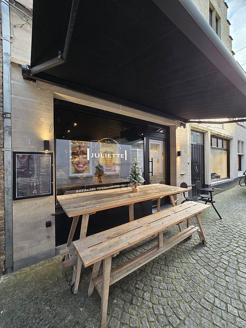 Front at Juliette in Vlaanderen