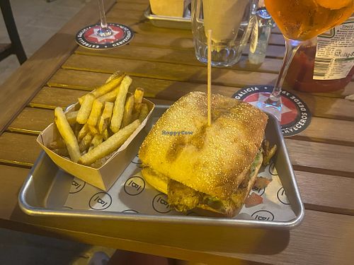 Healthy burger. Mock chicken pieces, pico, guacamole at Bar Bocata's in Tossa De Mar