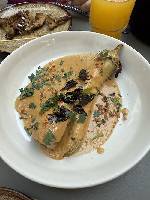 Marinierte Sesam-Aubergine   at Café Flora in Augsburg