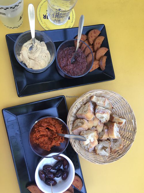 Snack Plate  at Au Bonheur Des Jeux in île-de-france