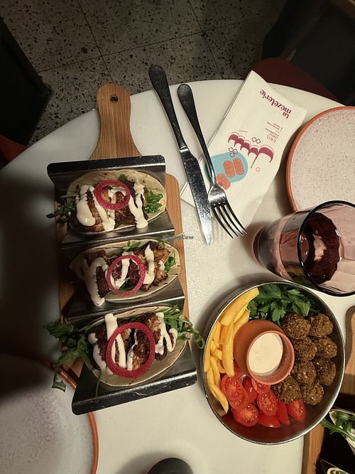 Cauliflower tacos and falafels   at La Mezeterie in Ile-de-france