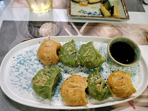 Gyozas vegetales, muy buenas at Delicias dimsum in Badalona