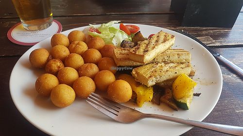 Tofu met gegrilde groenten en aardappel balletjes at Resort Mezná in Hrensko