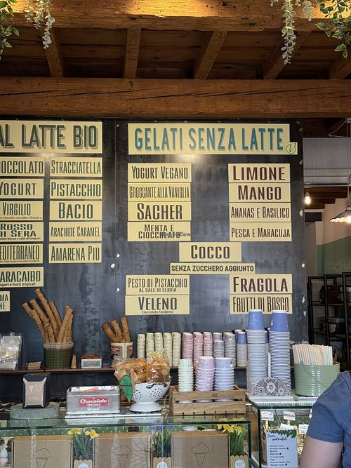 Gelati Senza Latte is fully vegan  at Puro & Bio - Via Pietro Fortunato Calvi in Mantova