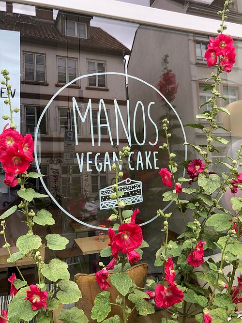 Image of Manos Vegan Cake