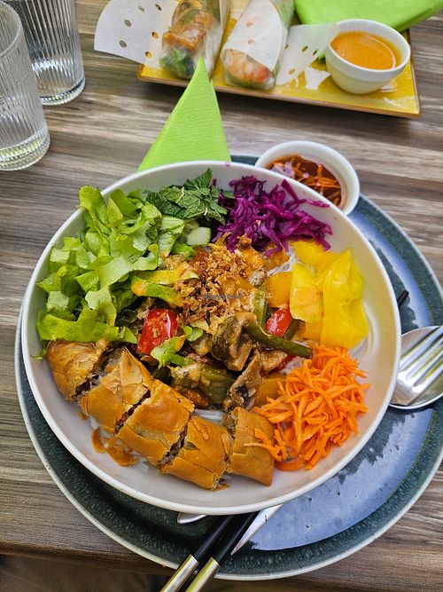  at DELI VIỆT in Paris