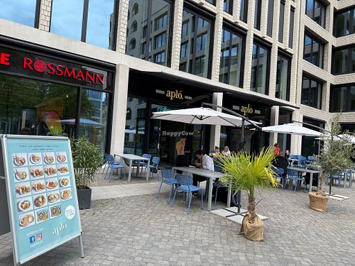 outside at Aplo Greek Kitchen (Stadtquartier Am Tacheles) in Berlin