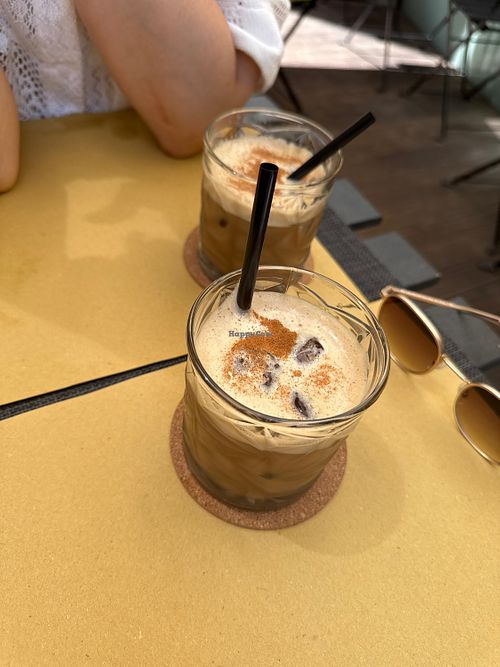 Shaked iced coffee mit Sojamilch   at Cafe Caprini  in Costa Volpino