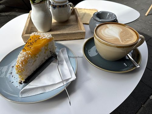Milchreis Mango Kuchen   at Käffchen in Siegburg