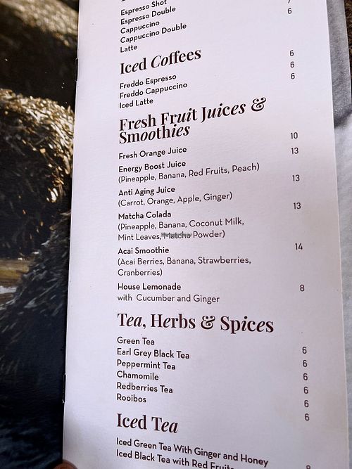 Fresh fruit juices and smoothies   at Alemāgou in 