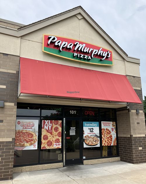 Exterior June 2025 at Papa Murphy's in Eden Prairie