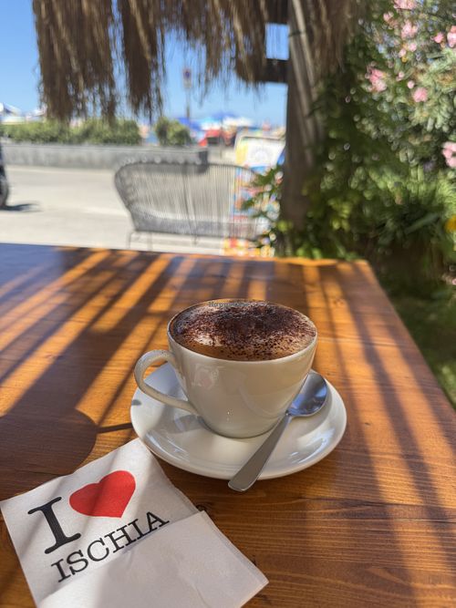 Cappuccino mit Sojamilch  at Sole e Sale in Naples