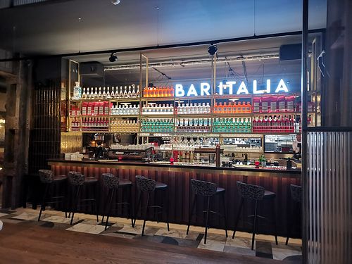  at L'Osteria in Ostrava