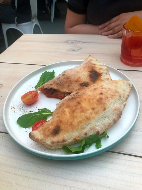 Calzone veganas betarraga sin queso. Vegan betroot calzone (no cheese).  at Bar Galería Aura in Concepcion
