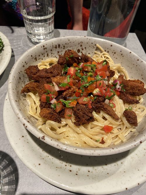 Pasta Alfredo with soy chunks (spicy!)  at O'Learys Moss in østfold
